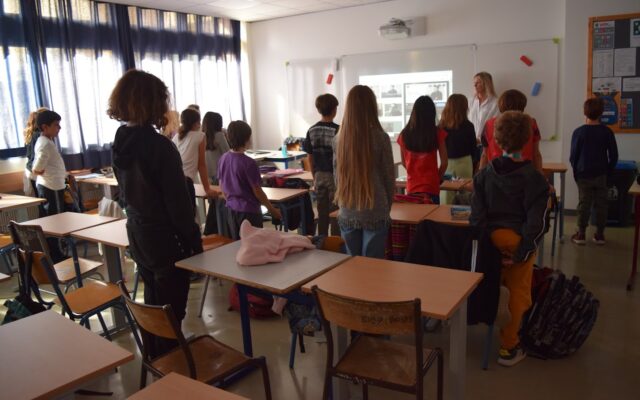 Une minute de silence dans les collèges et lycées
