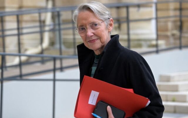 La suspension de la réforme des retraites sur la table