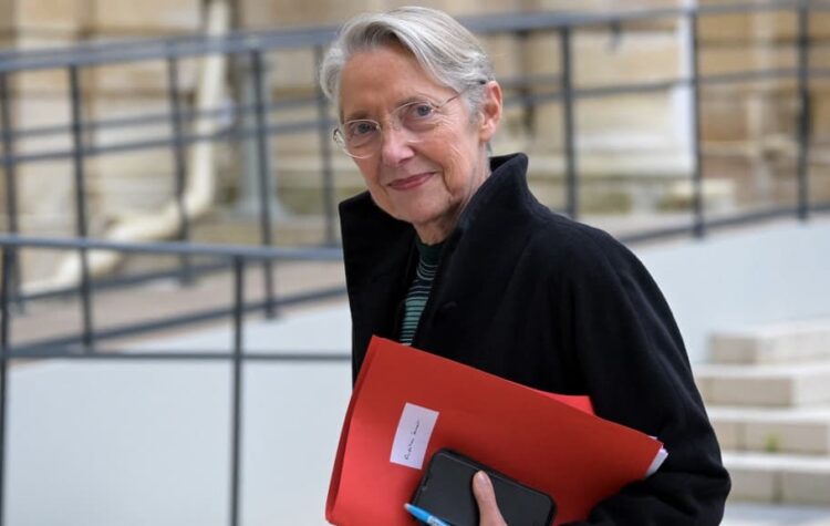 La suspension de la réforme des retraites sur la table