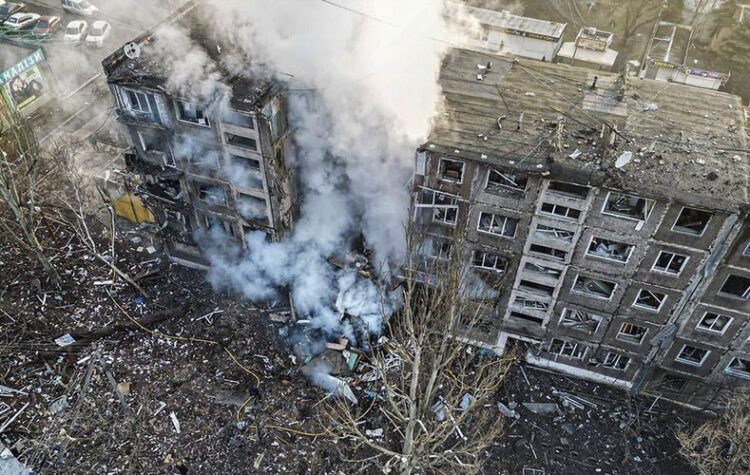 Attaque massive de drones et missiles russes contre l’Ukraine