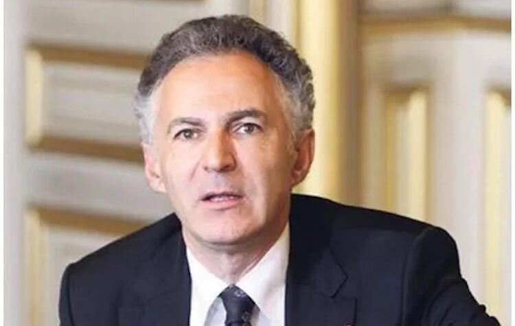 L&rsquo;avocat François Zimeray dénonce une « procédure arbitraire »