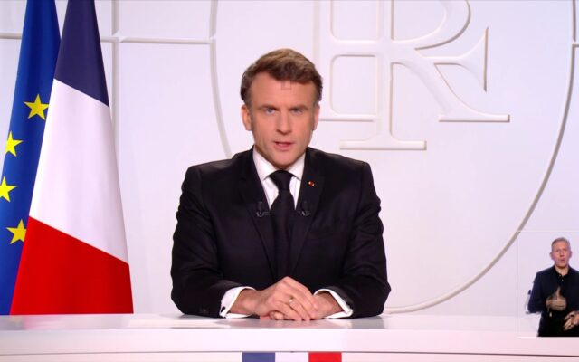 Emmanuel Macron veut préparer la défense dans « un monde de danger »