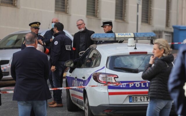 Un islamiste marocain sous OQTF attaque des policiers