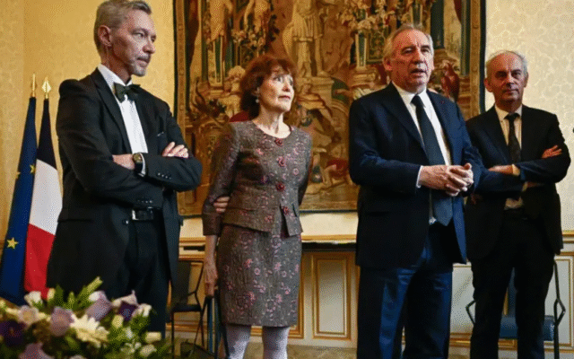 François Bayrou qualifie d&rsquo;« insupportable » la situation de Boualem Sansal