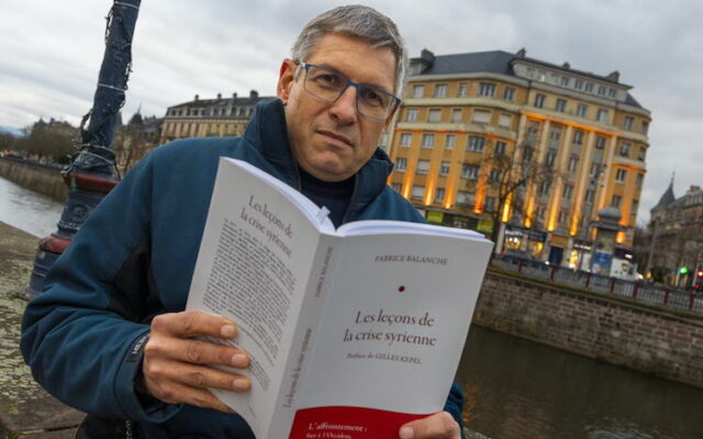 Un professeur forcé de quitter son cours