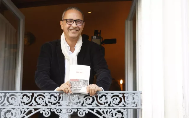 Des mandats d&rsquo;arrêt internationaux sont lancés contre Kamel Daoud