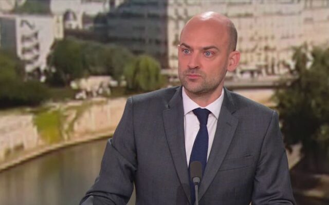 Paris souhaite des sanctions «dévastatrices» contre la Russie