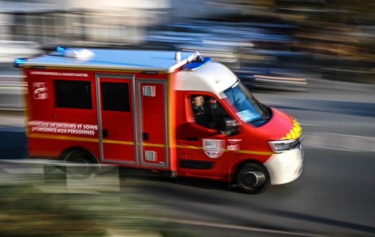 Paris : un mort et trois blessés en urgence absolue dans l’incendie d’un immeuble