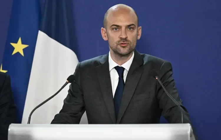 Guerre au Moyen-Orient : la France « prête à participer » à la défense de ses alliés dans la région