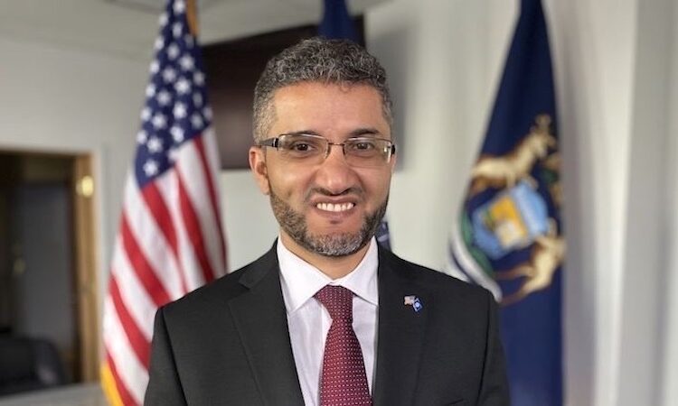 Le maire musulman d&rsquo;une ville américaine interdit le drapeau LGBT