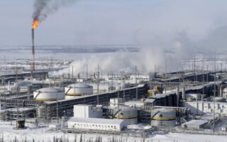 Guerre au Moyen-Orient : le pétrole atteint les 126 dollars, un niveau inédit depuis 2022
