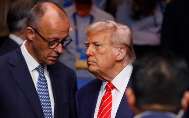 Echange très attendu entre Trump, Européens et Kiev