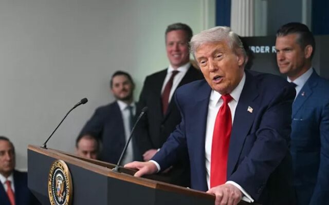 Trump contrarié par le refus de Kiev de céder des territoires