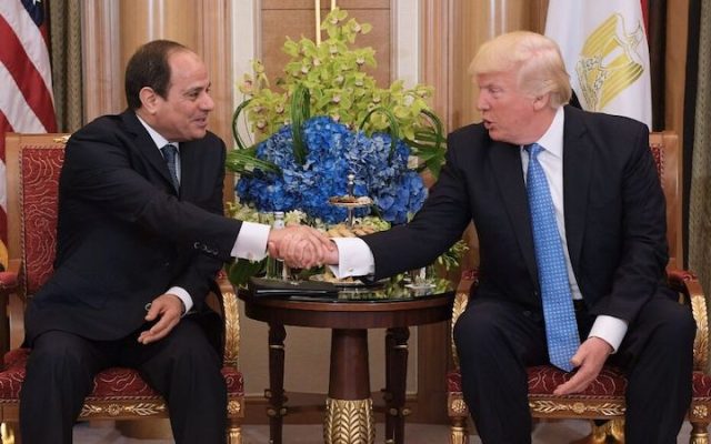 Trump attendu demain en Egypte