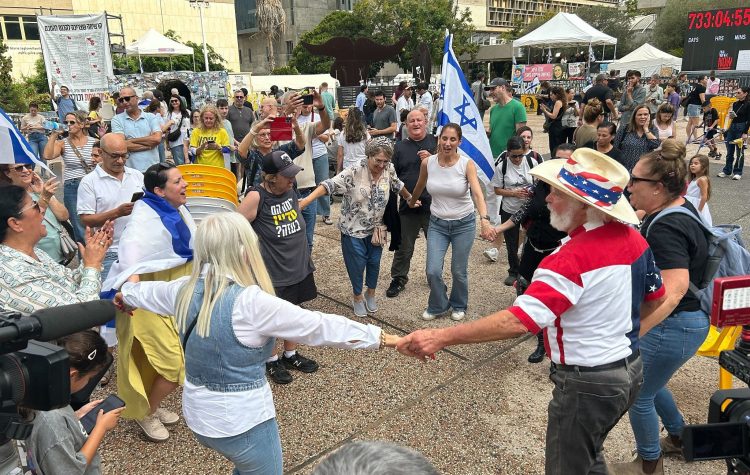 Les familles des otages israéliens expriment leur soulagement