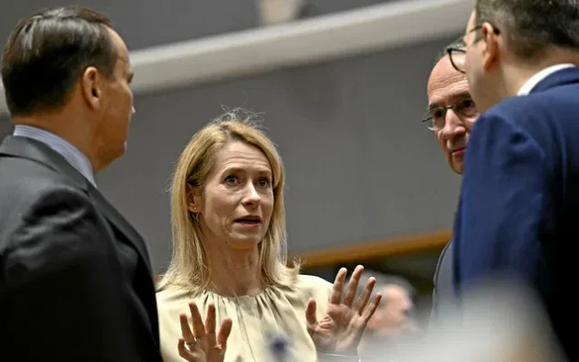La paix en Ukraine ne peut se faire qu’avec les Européens et les Ukrainiens, selon Kaja Kallas