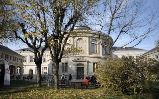 Un professeur accusé d’antisémitisme pour avoir dressé une liste de « génocidaires »