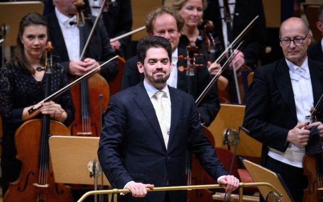 Un concert de l&rsquo;Orchestre philharmonique d&rsquo;Israël perturbé à Paris par des activistes propalestiniens