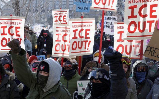 ICE jette un froid sur les États-Unis