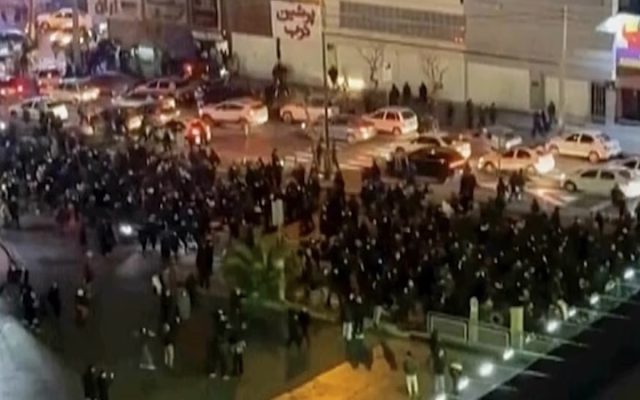 Au moins 62 morts lors des manifestations en Iran, Donald Trump menace une nouvelle fois d’intervenir