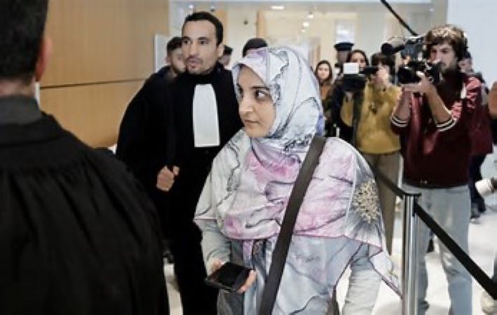 L&rsquo;Iranienne Mahdieh Esfandiari condamnée à un an de prison et une interdiction du territoire français