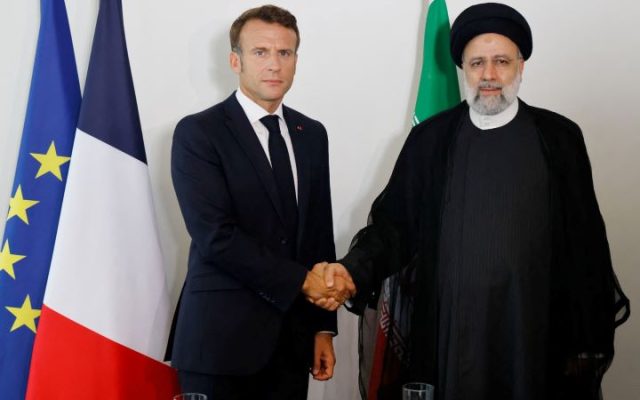 Attaques en Iran : la France appelle à la désescalade et à des négociations