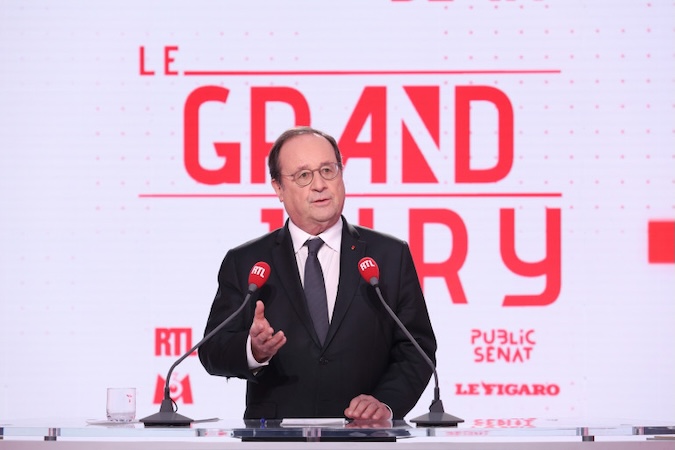 Municipales : « Au deuxième tour, il ne peut pas y avoir d’alliance entre les socialistes et LFI », selon François Hollande