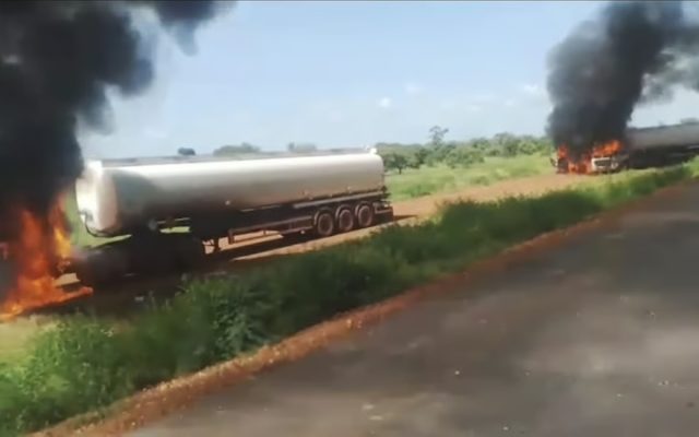Mali : des terroristes islamistes tuent 16 chauffeurs routiers pour avoir ravitaillé Bamako en carburant