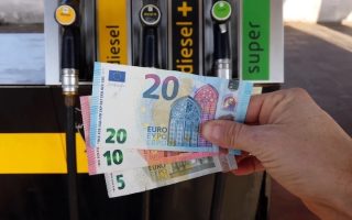 La consommation de carburants en France a diminué de 14 % en mai sur un an ; l’Iran réaffirme son emprise sur le détroit d’Ormuz
