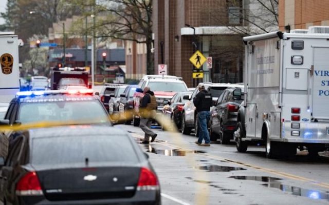 Un mort et deux blessés dans des tirs dans une université en Virginie, le FBI évoque un « acte de terrorisme »
