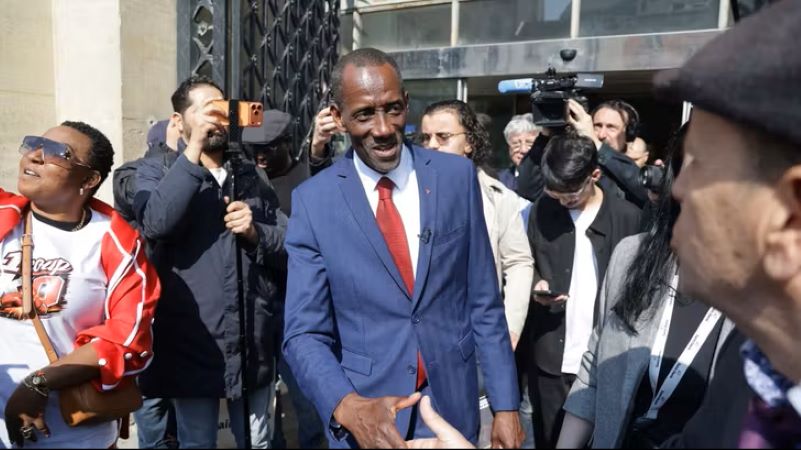 Le gouvernement met en garde le maire de Saint-Denis suite à ses propos sur les agents communaux