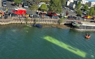 Un bus chute d&rsquo;un pont dans l&rsquo;Essonne et tombe dans la Seine, plusieurs personnes secourues