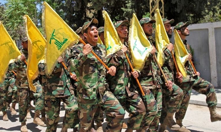 Guerre au Moyen-Orient : l&rsquo;armée israélienne a reçu l&rsquo;ordre de tuer tout combattant du Hezbollah dans le sud du Liban