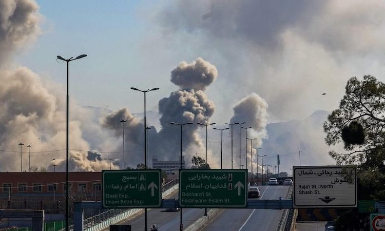 Guerre au Moyen-Orient : les services de renseignement US indiquent qu’environ 50 % des lanceurs de missiles iraniens sont intacts