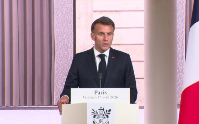 Annonce d&rsquo;ouverture du détroit d&rsquo;Ormuz par l&rsquo;Iran : Emmanuel Macron souhaite une « pleine réouverture inconditionnelle par toutes les parties »