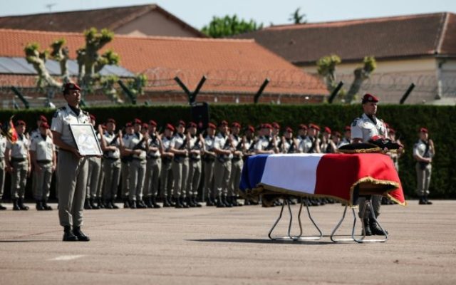 Hommage national à Florian Montorio : promu adjudant et fait chevalier de la Légion d&rsquo;honneur