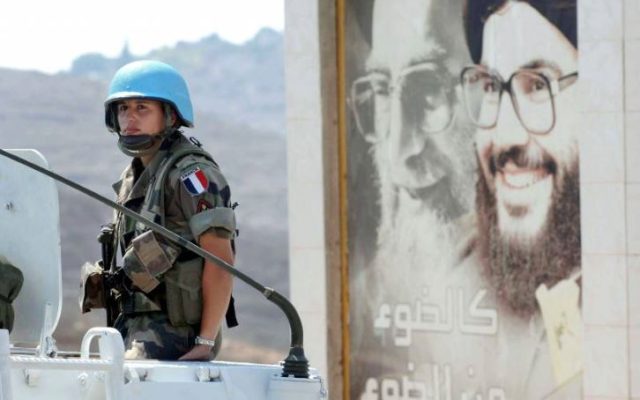 Soldat français tué au Liban : accusé par le président français, le Hezbollah dément toute implication