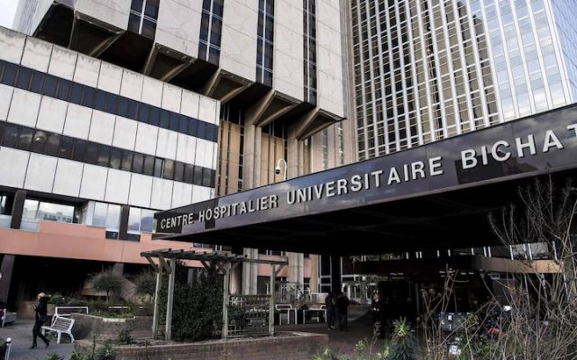 Hantavirus : un des cinq Français rapatriés en France présente « des symptômes »