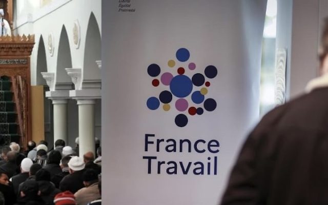 Des offres d’emploi d’imams sur le site de France Travail suscitent des interrogations ; l’islam ne dispose pas d’un clergé