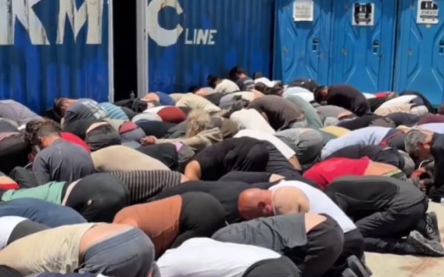 Militants de la «Flottille pour Gaza» agenouillés en détention : Paris condamne des agissements «inadmissibles», l’ambassadeur d’Israël convoqué