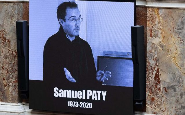 Samuel Paty attaqué outre-tombe