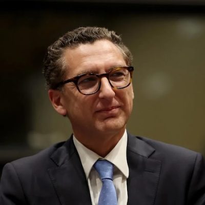 « Une décision politique » : Après C8, bientôt CNews alerte Maxime Saada, patron du Groupe Canal+