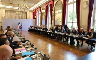 Les ministres de l’Intérieur français et algérien s&rsquo;engagent pour « une montée en puissance des retours » des Algériens sous OQTF