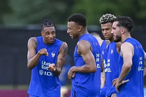 Mondial 2026 : les 16 Bleus aux origines africaines, l’Algérie en tête