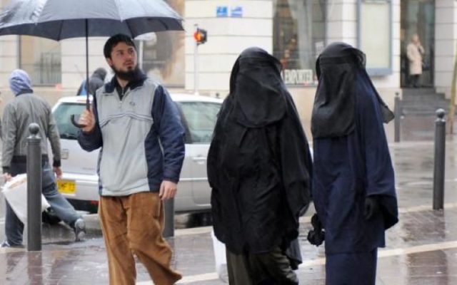 Immigration : le problème est moins le nombre que la non intégration à cause de l&rsquo;islamisme
