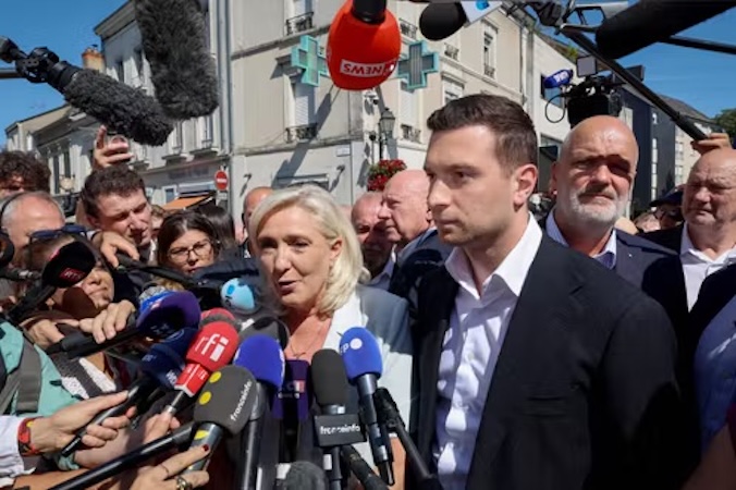 Présidentielle 2027 : la Cour de cassation « pourrait » se prononcer « au plus tard début avril 2027 » sur le pourvoi de Marine Le Pen