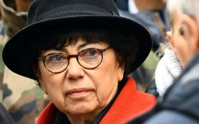 Elle proteste contre la réintroduction d&rsquo;un insecticide : la ministre de la Transition écologique envisage de démissionner