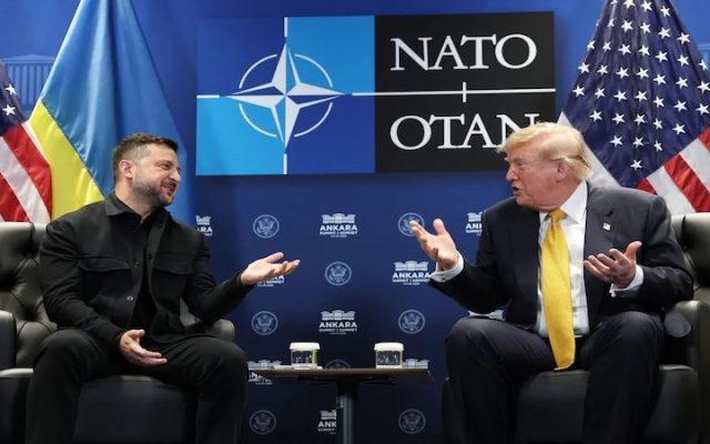 Guerre en Ukraine : Donald Trump annonce que les Etats-Unis vont autoriser Kiev à fabriquer des missiles Patriot,  pour intercepter les missiles russes