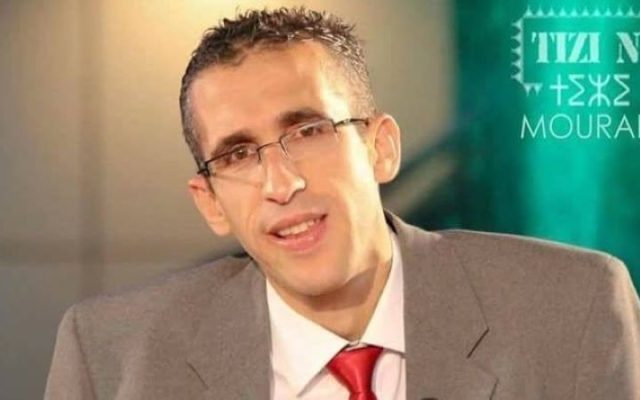 Algérie : arrestation d&rsquo;un journaliste dans un café par des policiers en civil