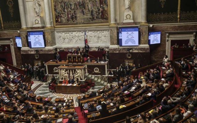 Droit à l’aide à mourir : l’Assemblée nationale vote aujourd’hui en dernier ressort, sous le contrôle annoncé du Conseil constitutionnel